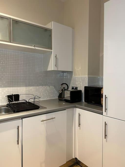 Central Birmingham City Apartment -Smart Tv - Free Parking Onsite Εξωτερικό φωτογραφία