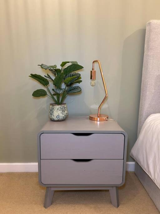 Central Birmingham City Apartment -Smart Tv - Free Parking Onsite Εξωτερικό φωτογραφία